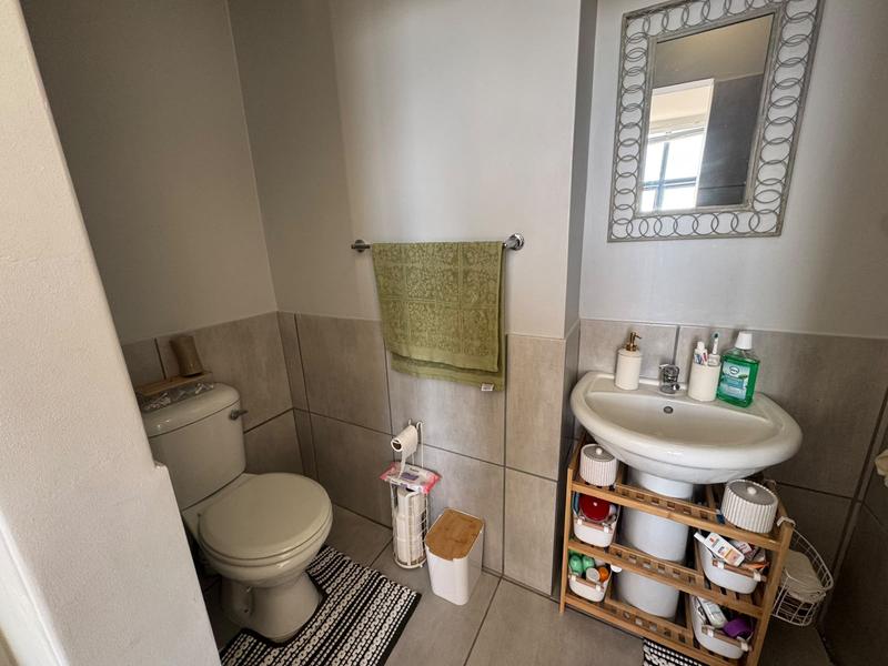 2 Bedroom Property for Sale in Island View Western Cape